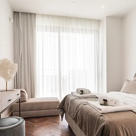 Del Mar Beachfront 'c' 2 Bedroom דירה *