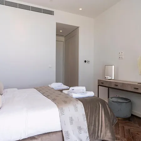 Апартаменты Del Mar Beachfront 'c' 2 Bedroom Лимасол