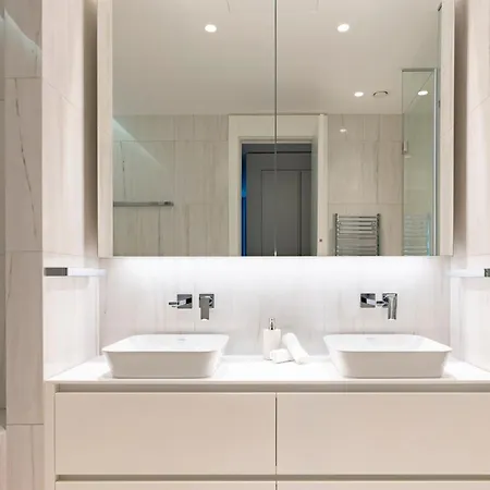 Del Mar Beachfront 'c' 2 Bedroom דירה