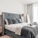 Del Mar Beachfront 'c' 2 Bedroom *