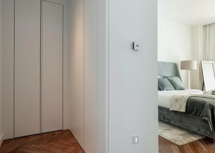 Del Mar Beachfront 'c' 2 Bedroom * Lemesos