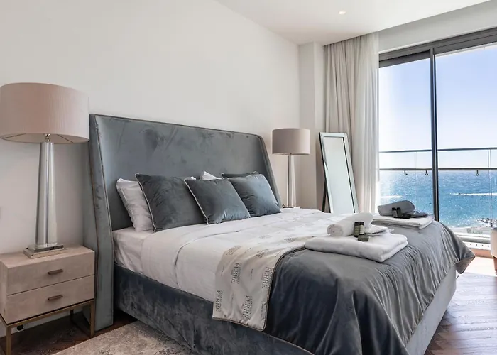 Del Mar Beachfront 'c' 2 Bedroom リマソール