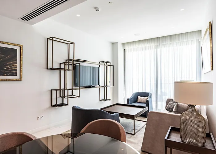 Del Mar Beachfront 'c' 2 Bedroom *