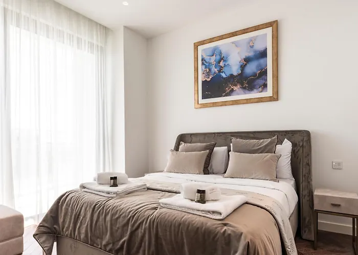 Del Mar Beachfront 'c' 2 Bedroom