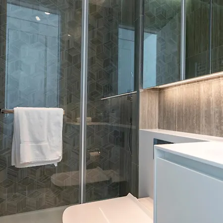 Del Mar Beachfront 'c' 2 Bedroom Appartement